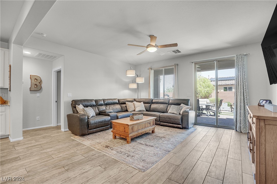 7556 Abby View Street