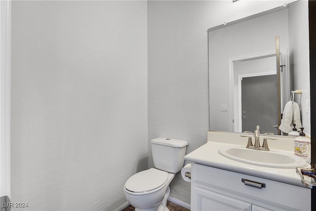 7556 Abby View Street