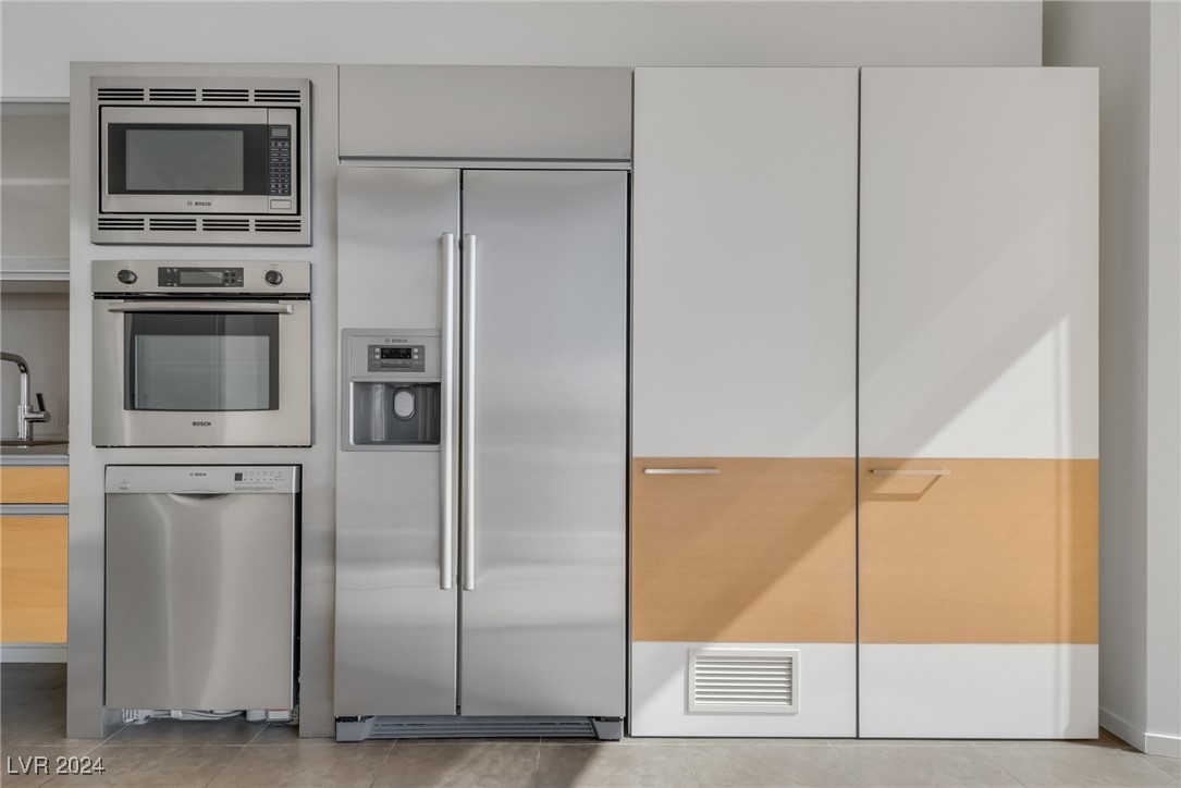 3726 Las Vegas Boulevard 1607