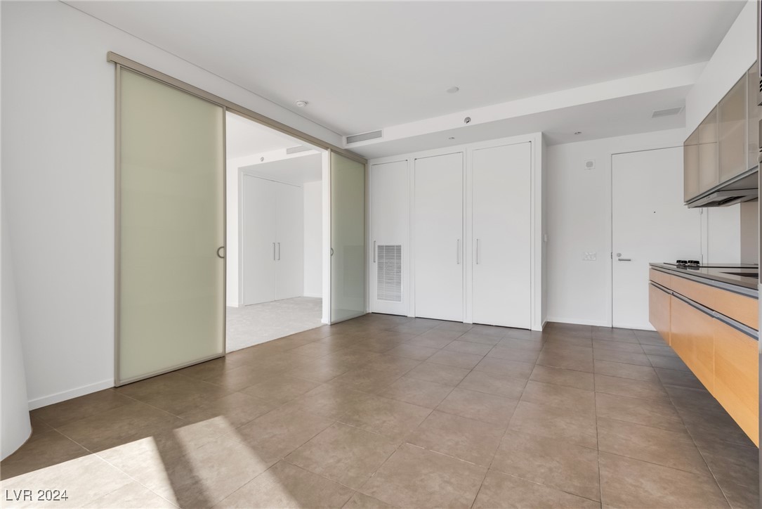 3726 Las Vegas Boulevard 1607