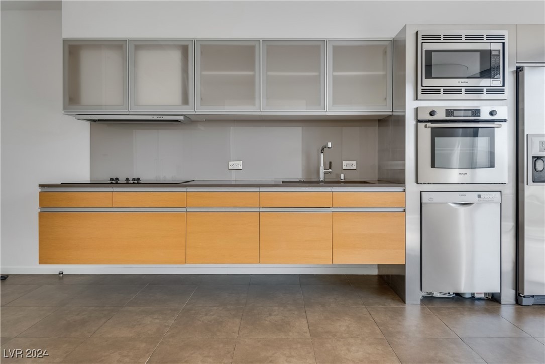 3726 Las Vegas Boulevard 1607