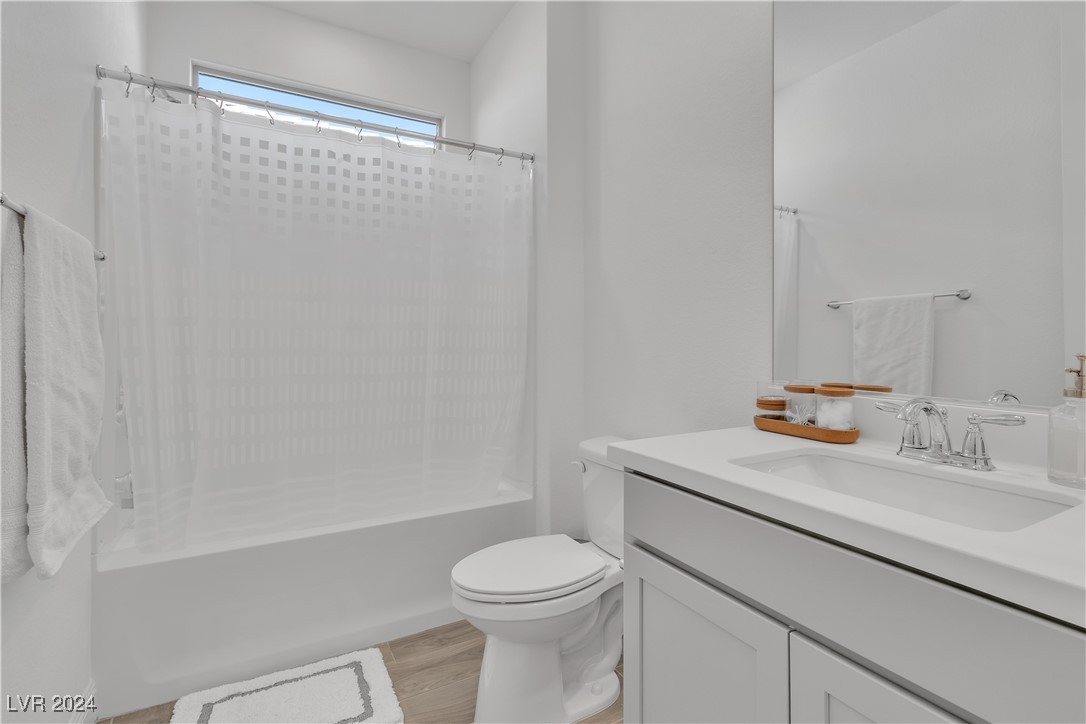 6473 Tavolara Street