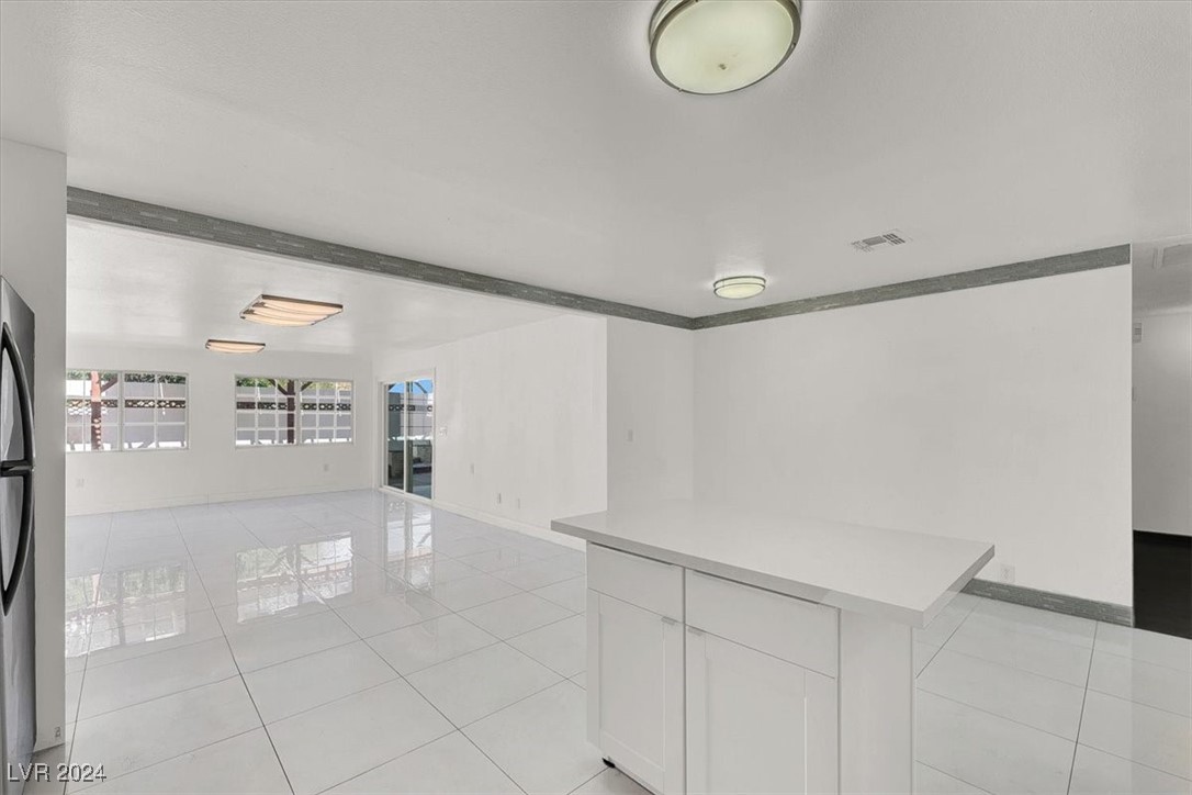 7124 Pleasant View Avenue