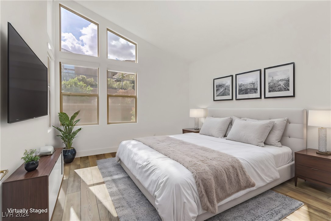 9689 Starlight Ridge Avenue