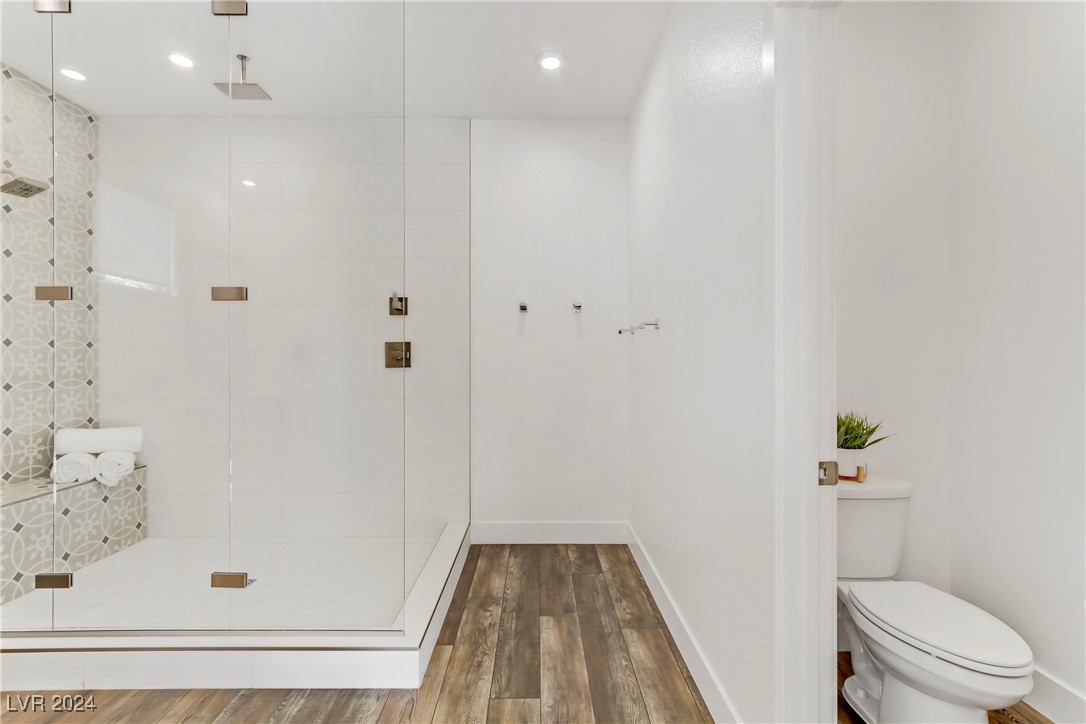 9689 Starlight Ridge Avenue