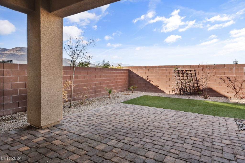 9764 Pyrite Mystery Avenue