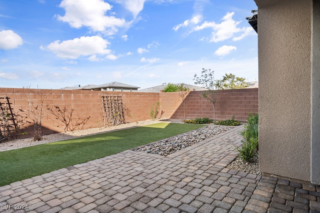 9764 Pyrite Mystery Avenue