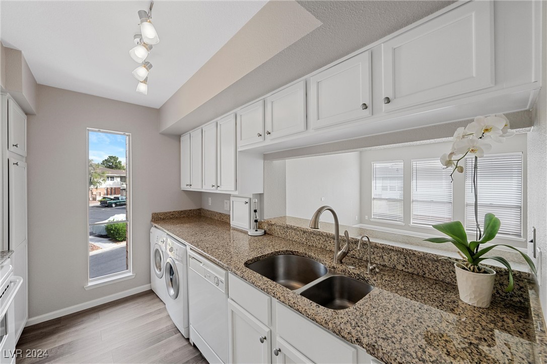 683 Oakmont Avenue 3502