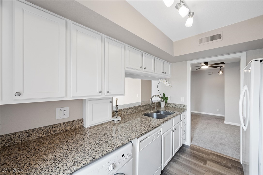 683 Oakmont Avenue 3502