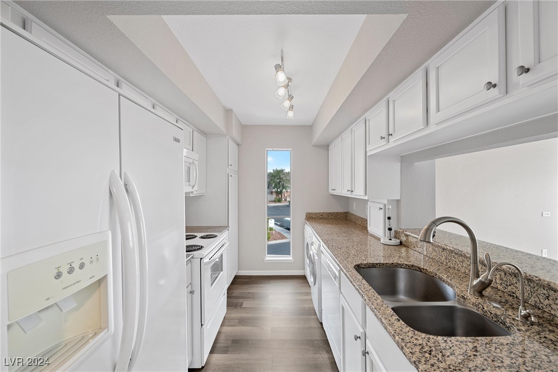 683 Oakmont Avenue 3502