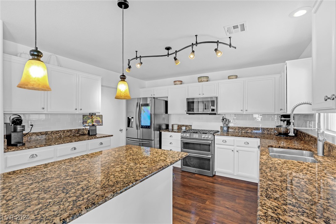 6131 Sage Hills Place