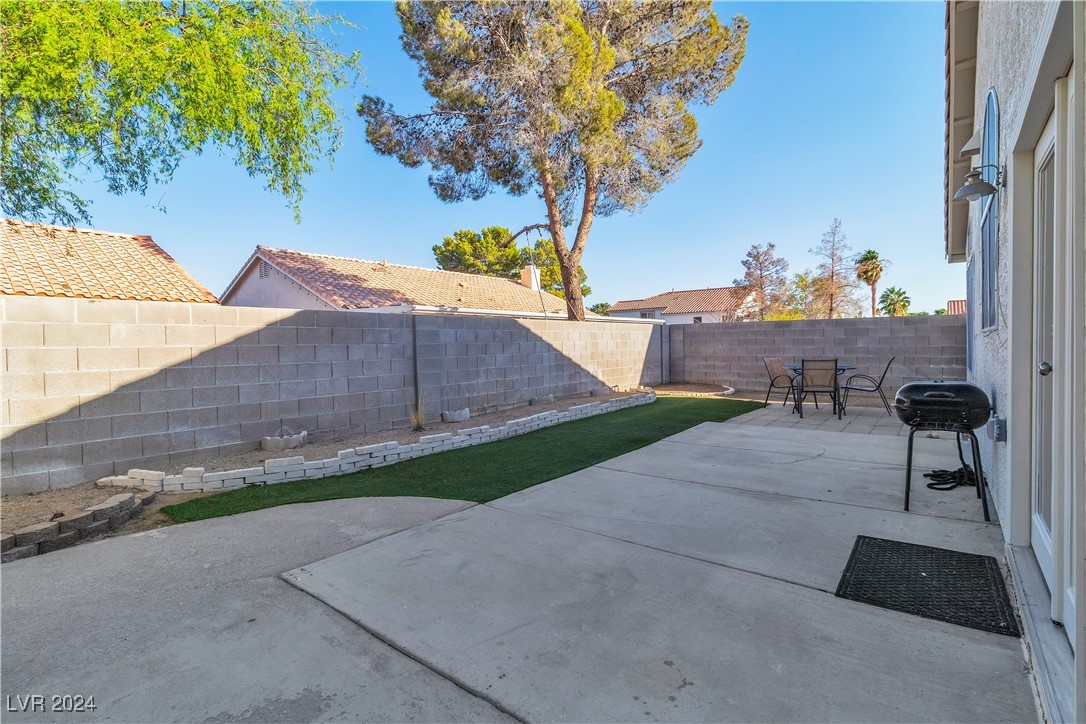 6066 Hidden Rock Drive