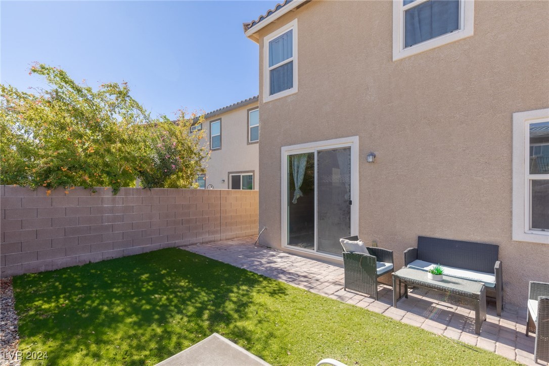 7128 Fossil Lake Street