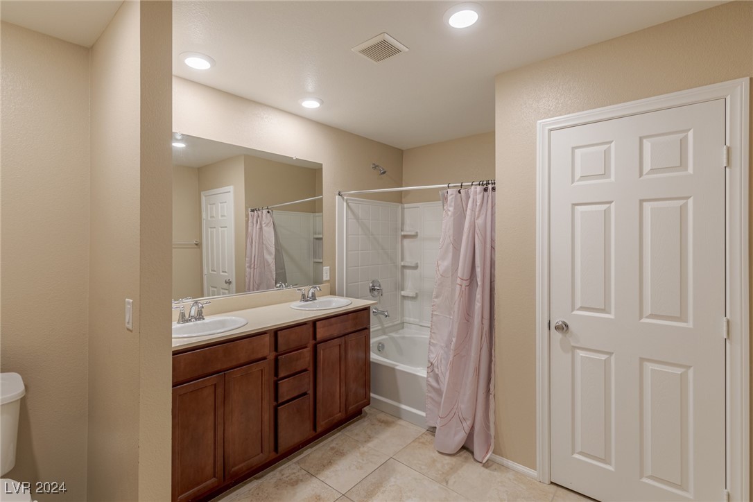 7128 Fossil Lake Street