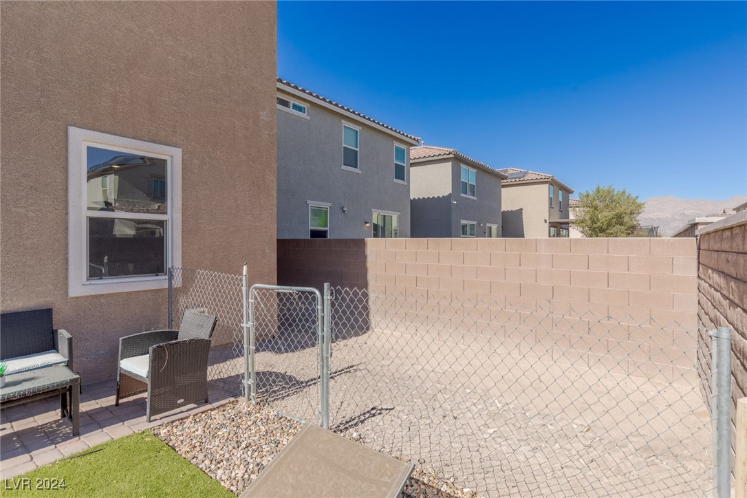 7128 Fossil Lake Street