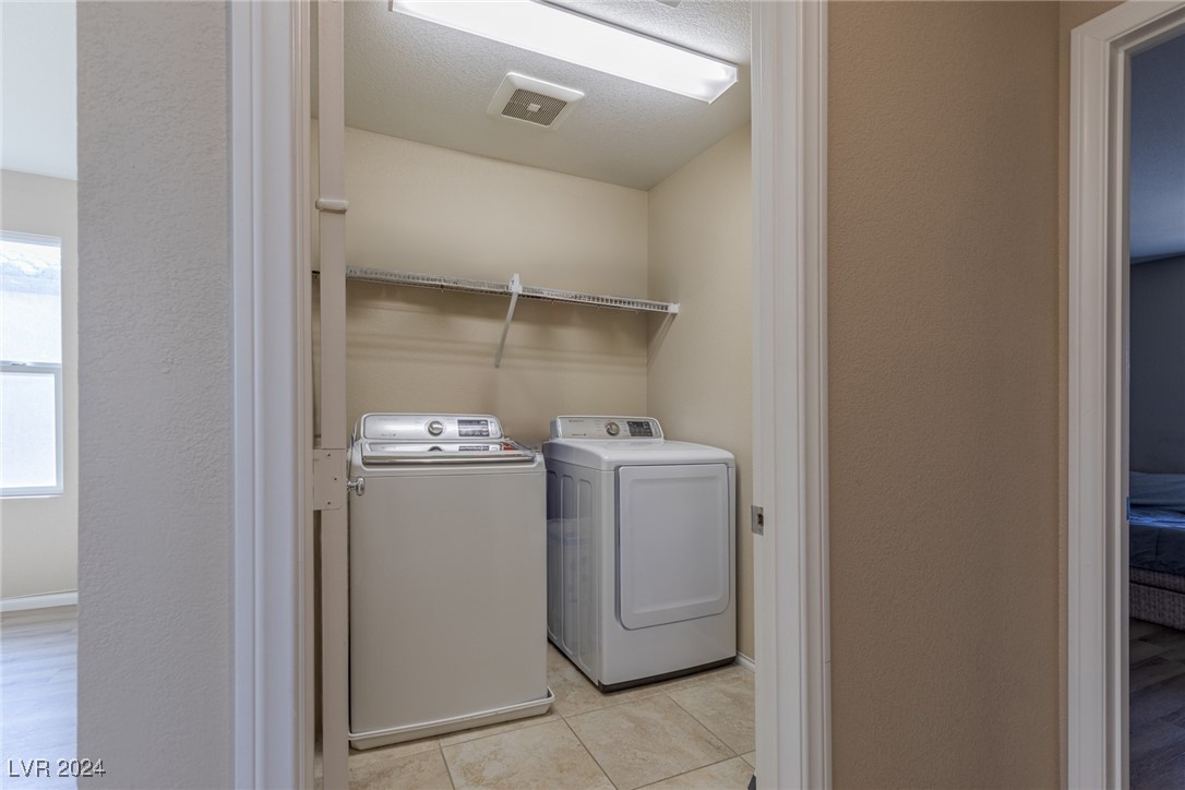 7128 Fossil Lake Street