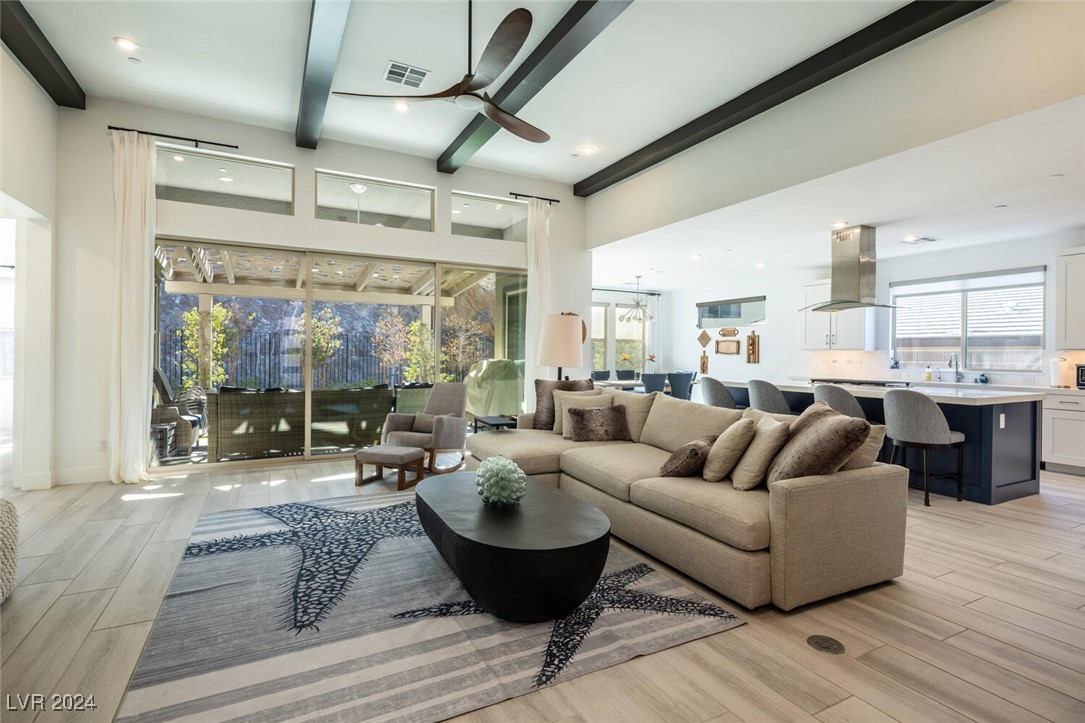 1929 Canyon Highlands