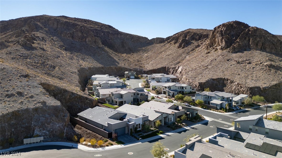 1929 Canyon Highlands