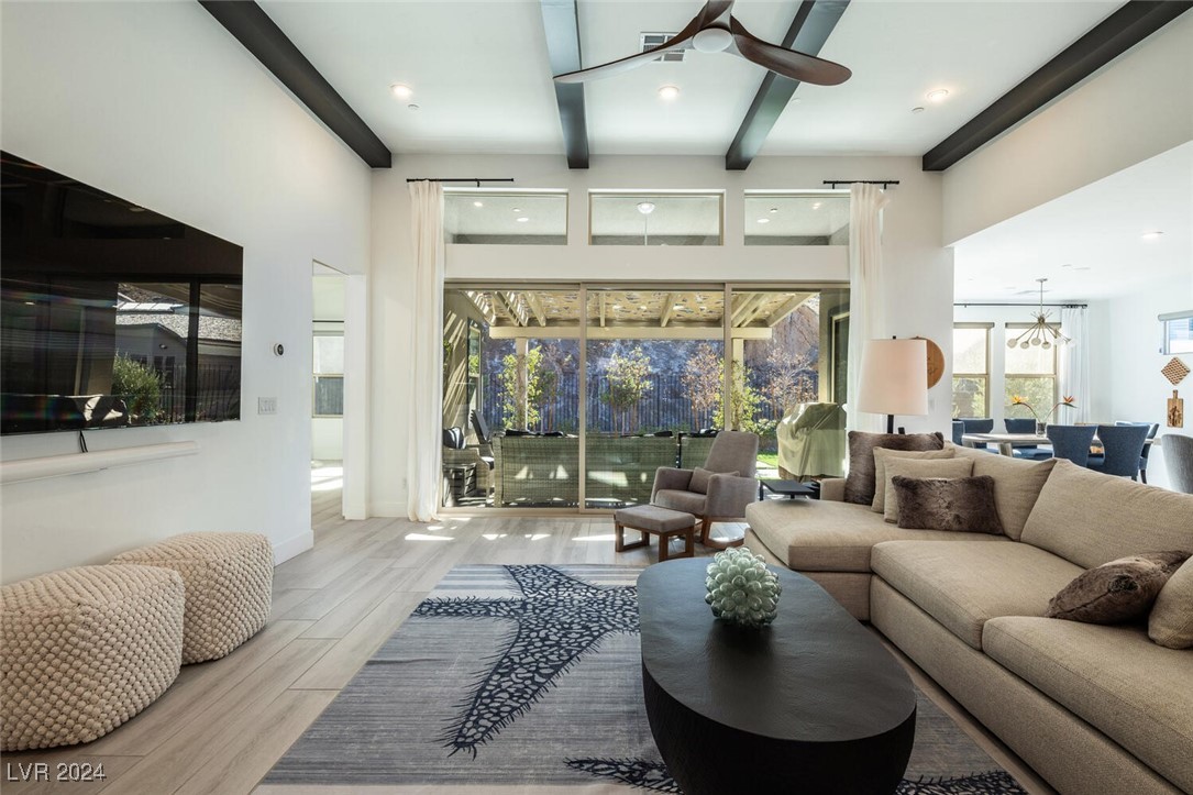 1929 Canyon Highlands