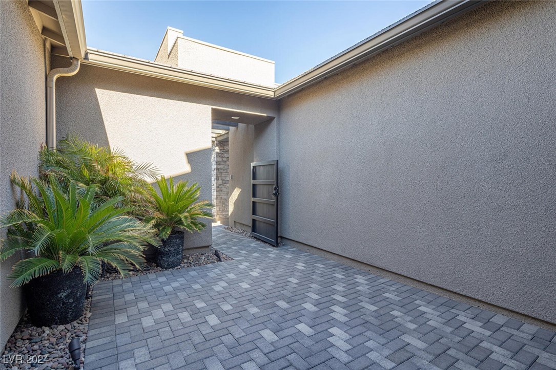 1929 Canyon Highlands