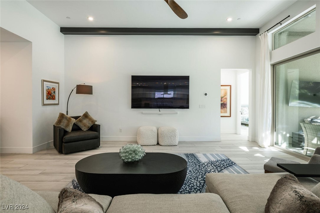 1929 Canyon Highlands