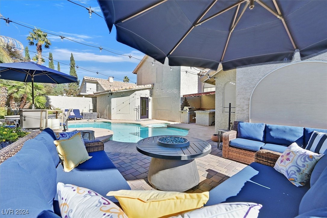 2917 Whalers Cove Circle