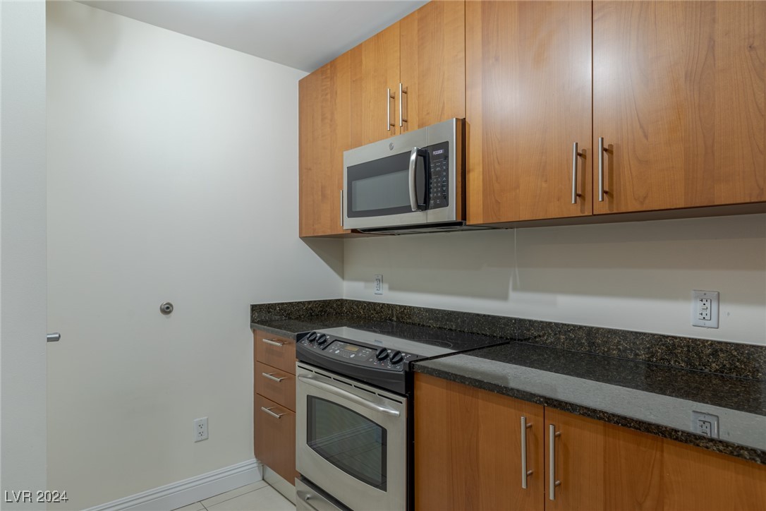 200 West Sahara Avenue 709