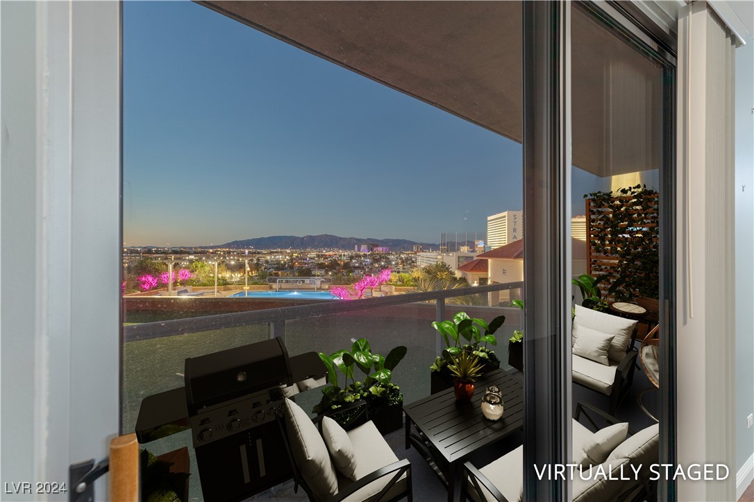 200 West Sahara Avenue 709