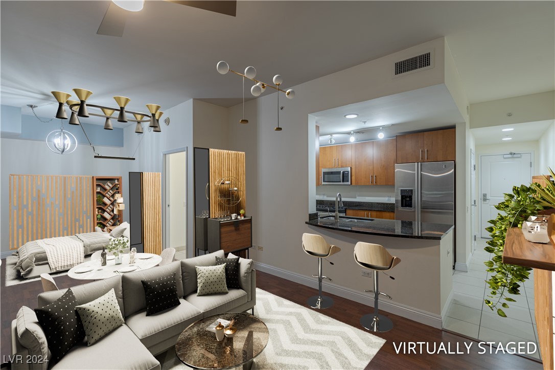 200 West Sahara Avenue 709