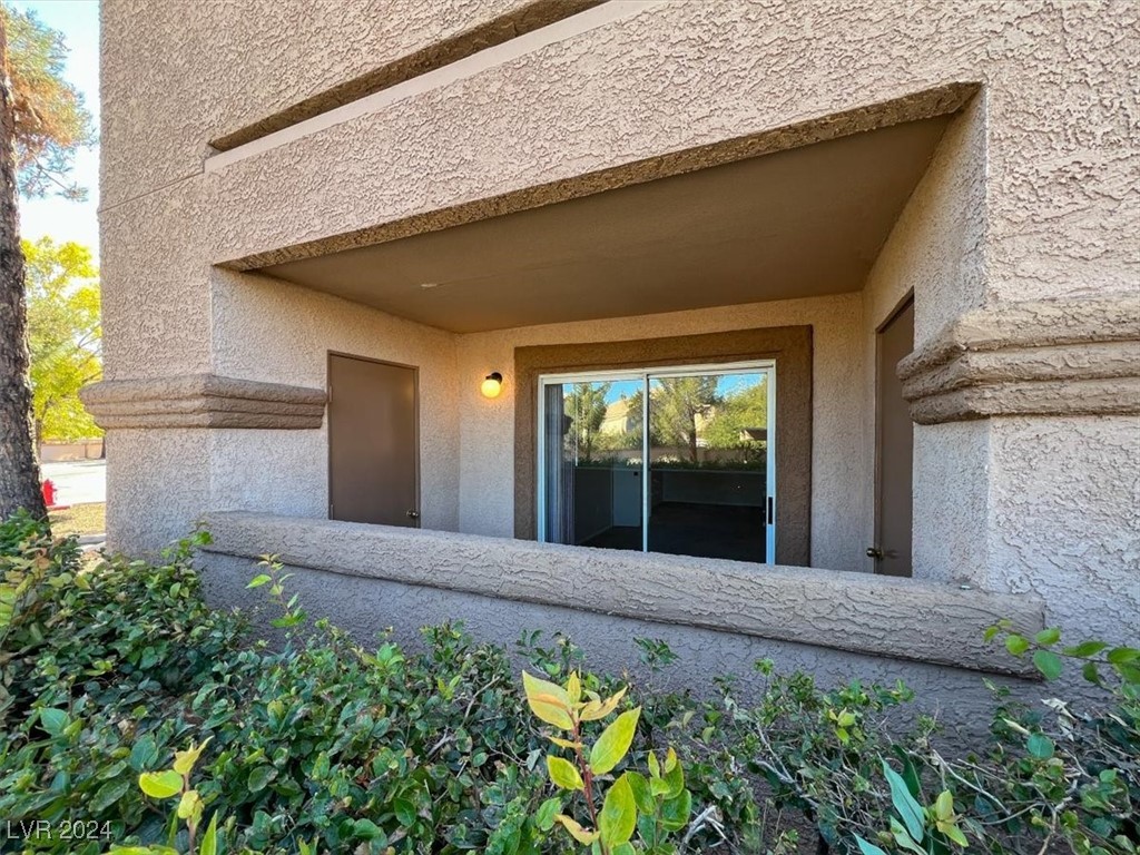 1150 North Buffalo Drive 1037