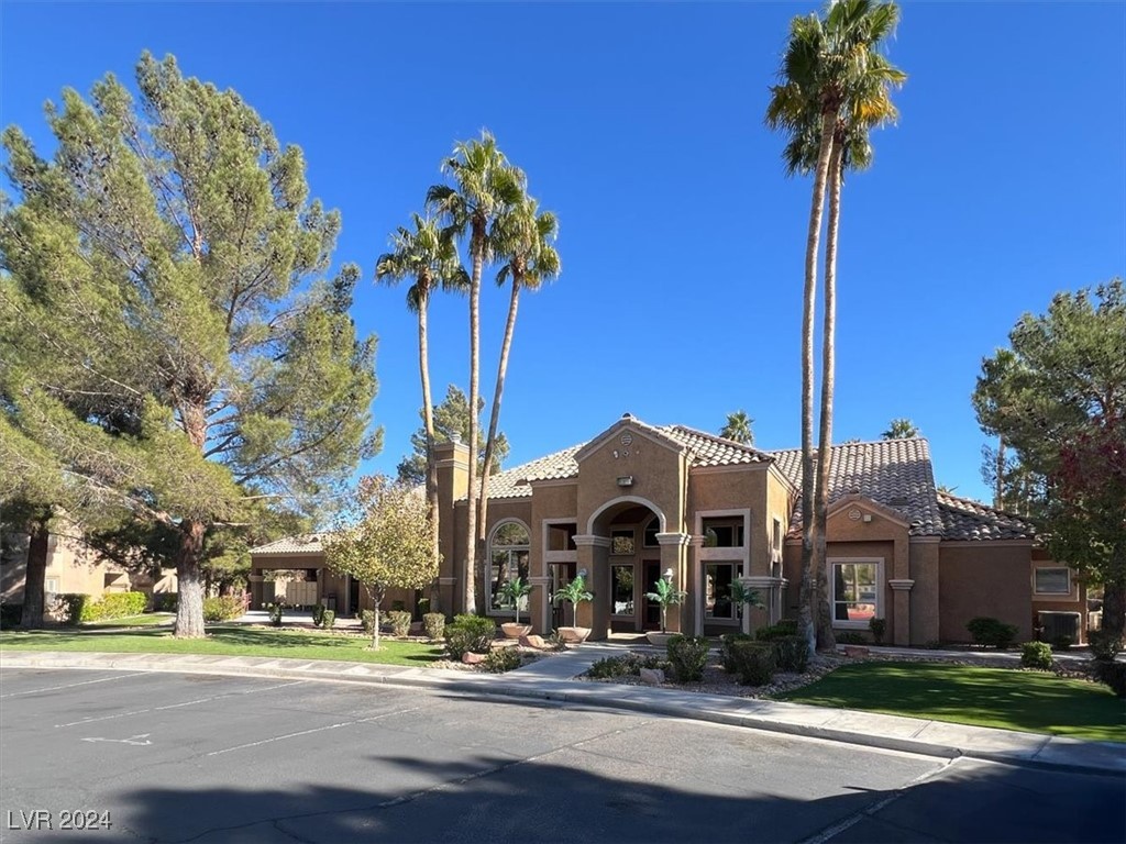 1150 North Buffalo Drive 1037