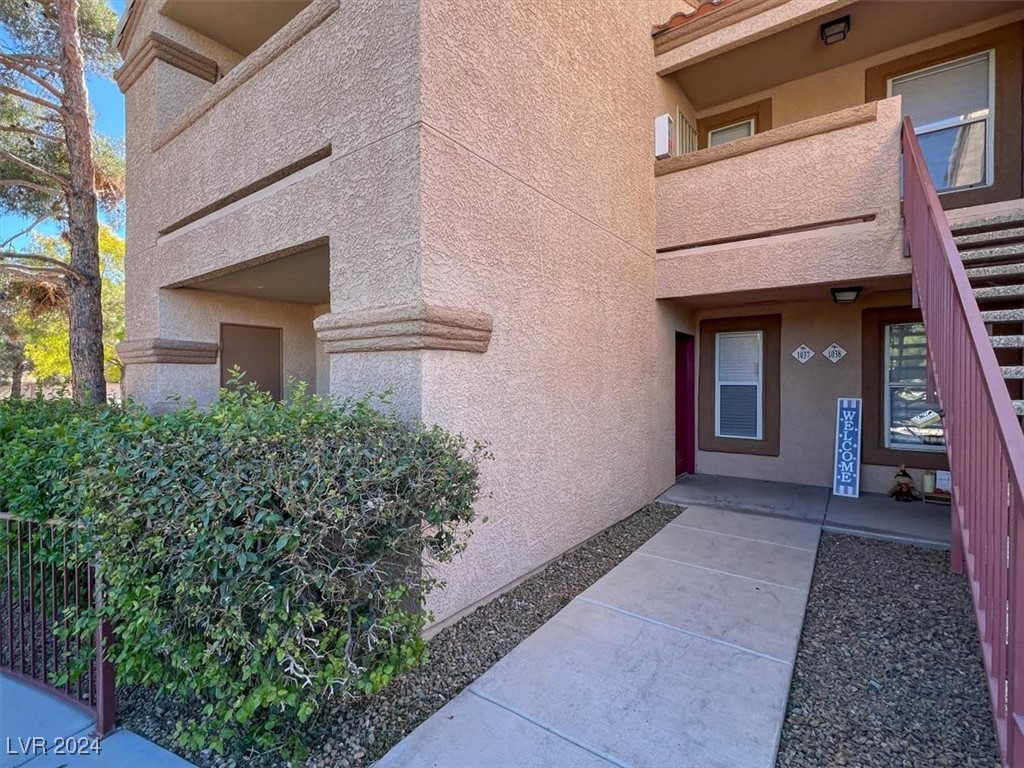 1150 North Buffalo Drive 1037