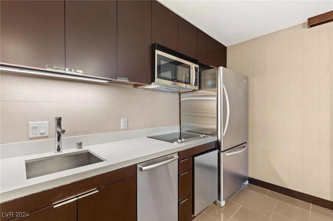 2600 West Harmon Avenue 20024