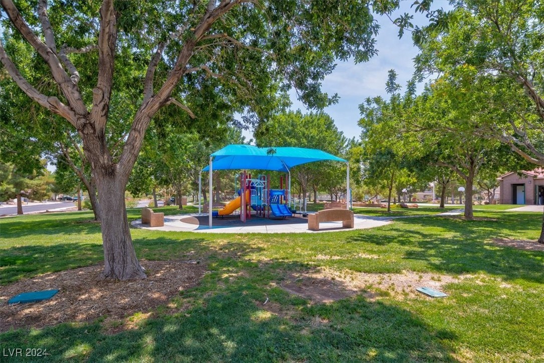 1061 Spotted Bull Court