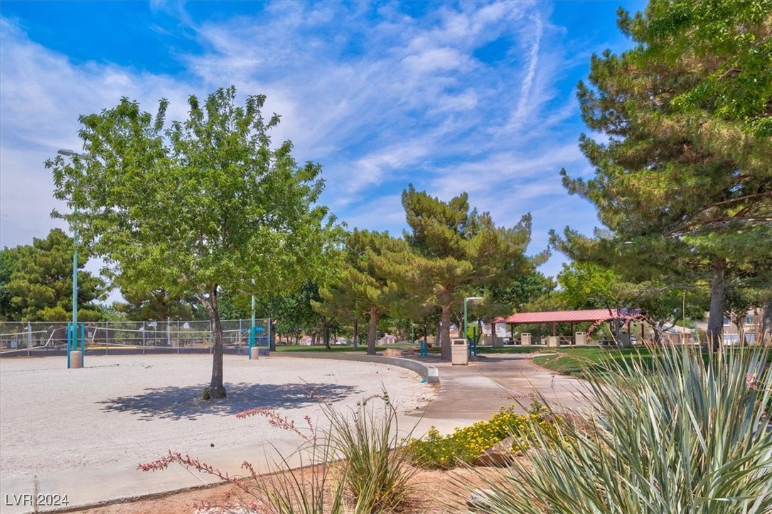 1061 Spotted Bull Court