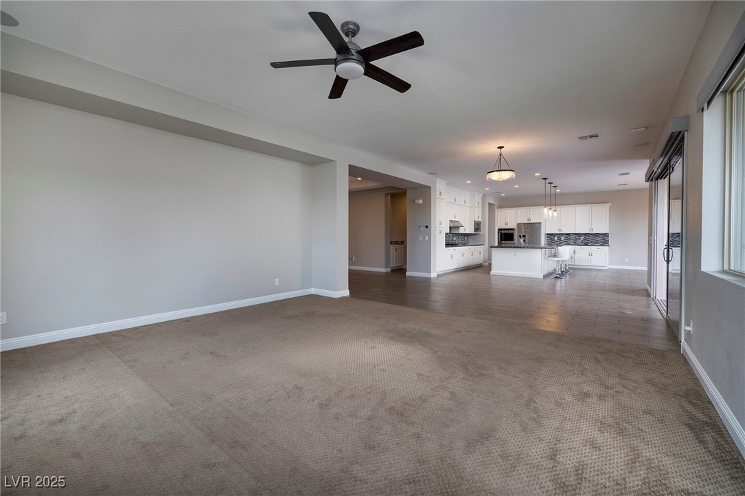 12002 Tramonto Avenue