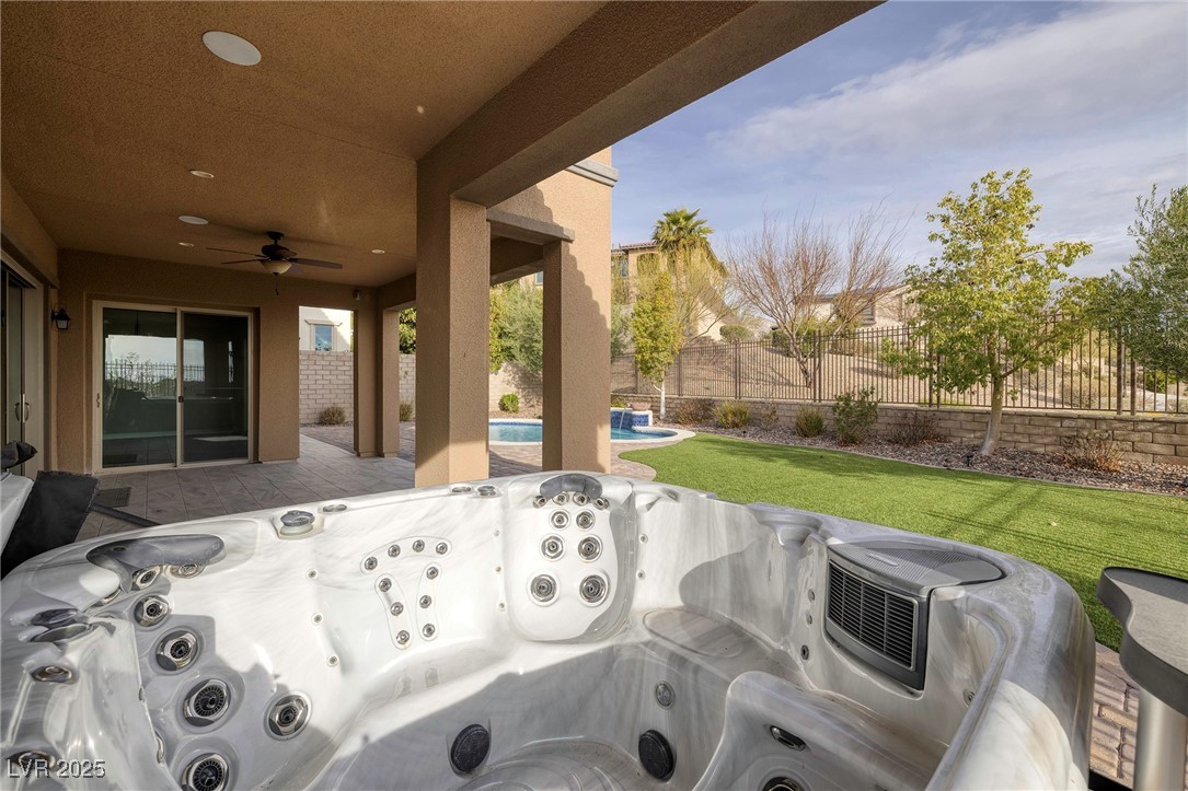 12002 Tramonto Avenue