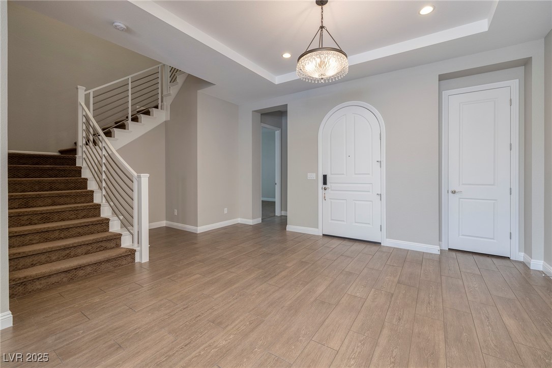 12002 Tramonto Avenue