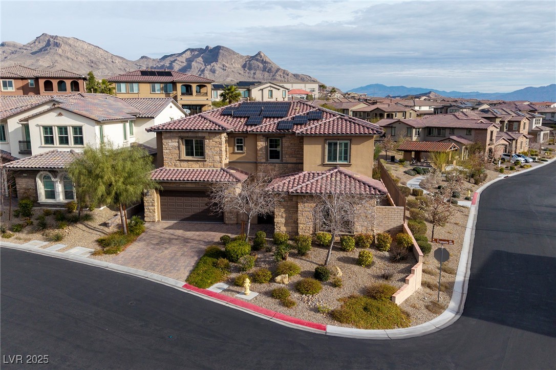 12002 Tramonto Avenue