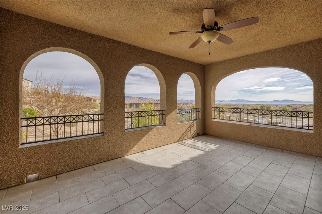 12002 Tramonto Avenue