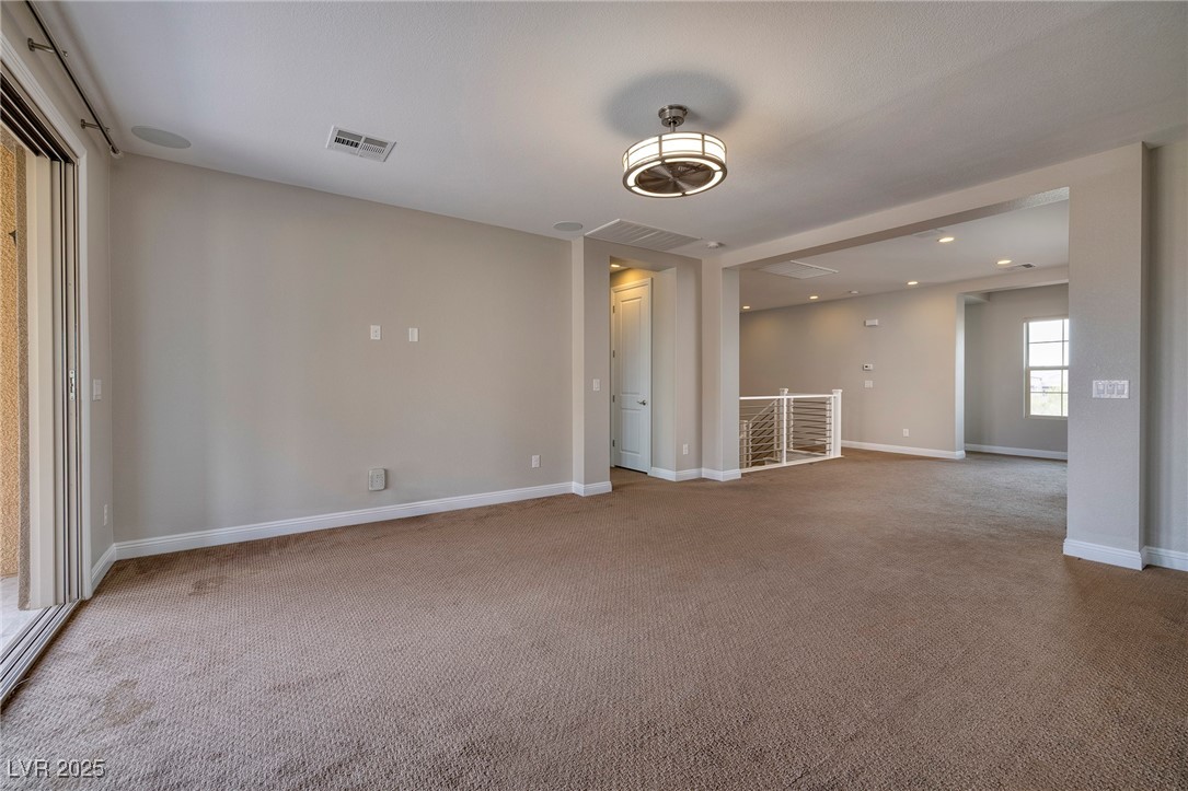 12002 Tramonto Avenue