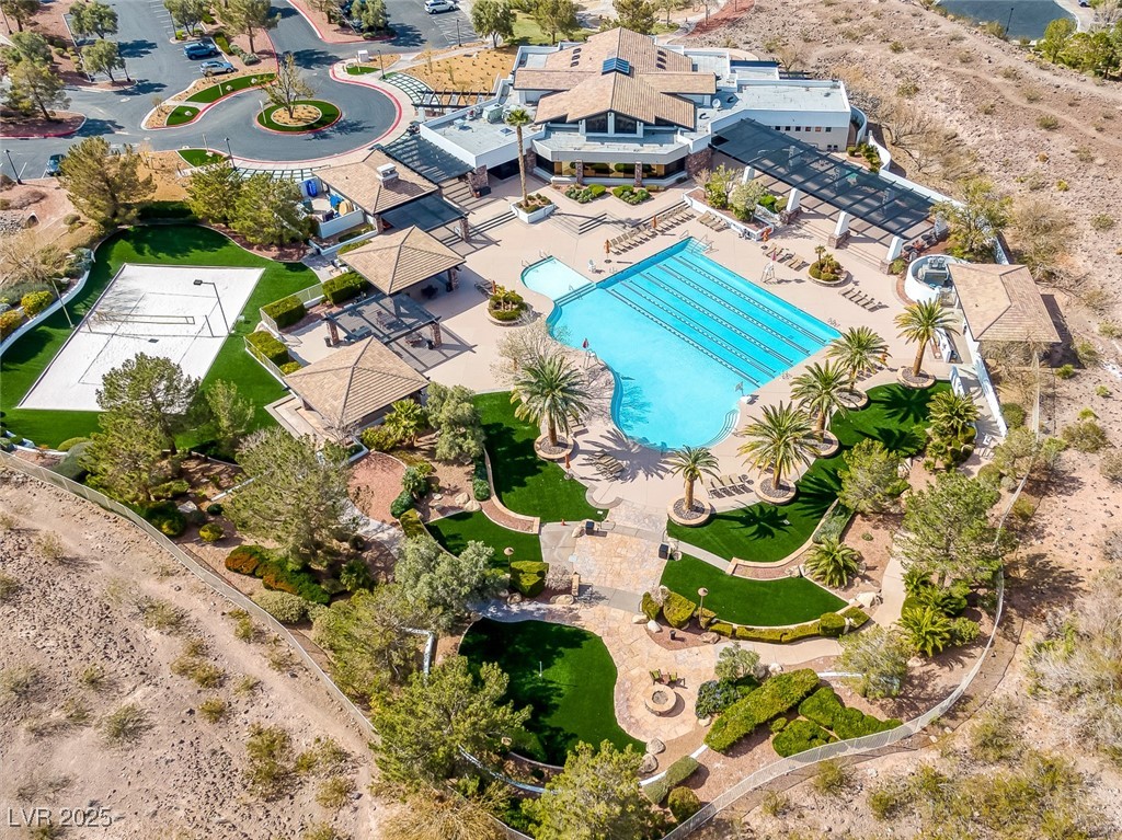 6 Caves Valley Court