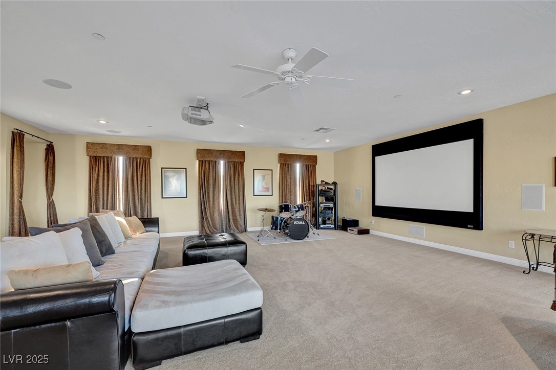 6 Caves Valley Court