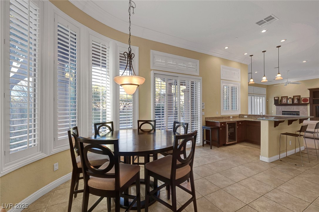 6 Caves Valley Court