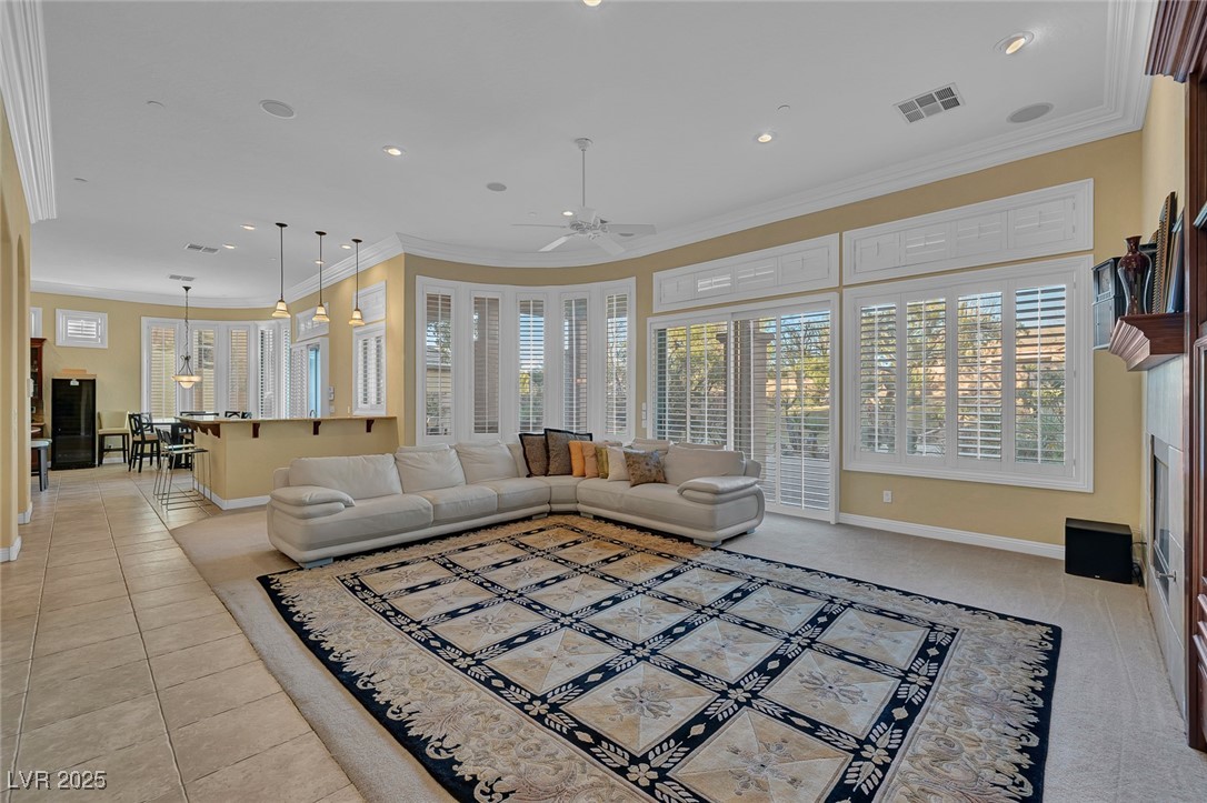 6 Caves Valley Court