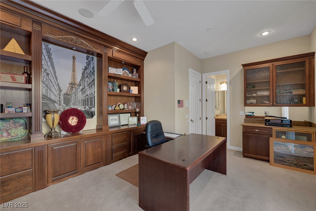 6 Caves Valley Court