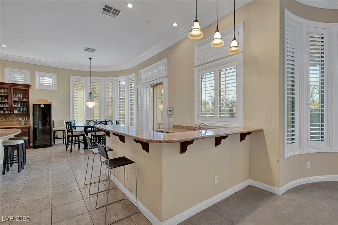 6 Caves Valley Court