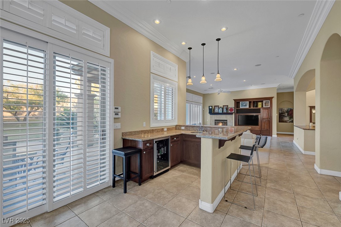6 Caves Valley Court