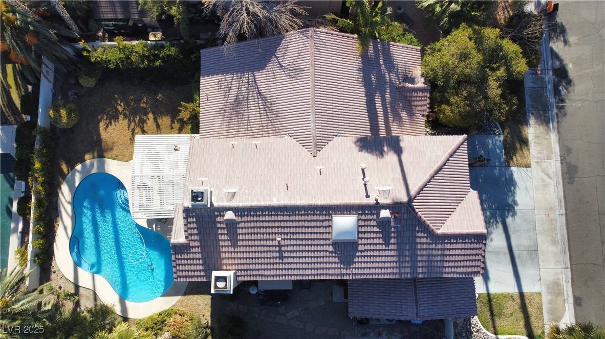 2120 Interbay Street