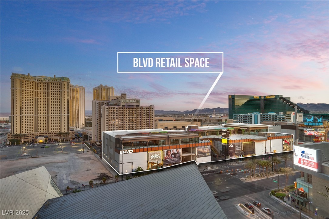 3722 Las Vegas Boulevard 1004